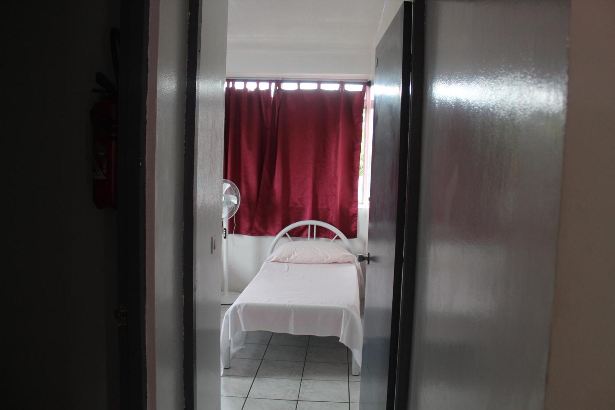 Hime Lodge Papeete  Esterno foto